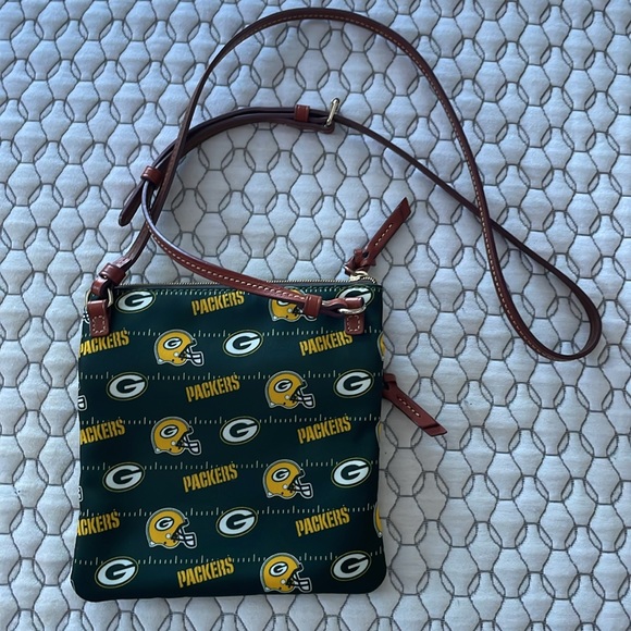 Dooney & Bourke Green Bay Packers Petite Crossbody - Picture 5 of 12